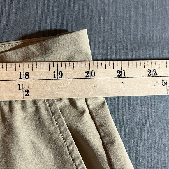 Vineyard Vines Performance Shorts Mens 40 Tan Khakis Chino Outdoor Casual Preppy - Picture 8 of 8